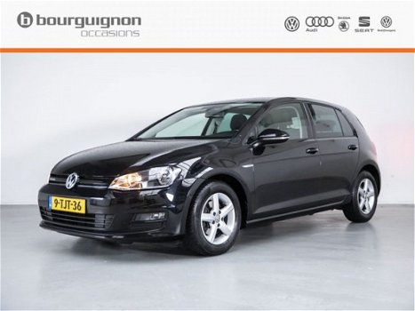 Volkswagen Golf - 1.6 TDI Highline BlueMotion , Cruise, Sportstoelen, Navi, Trekhaak - 1