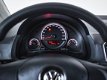 Volkswagen Up! - 1.0 BMT , Airco, Radio, Stuurbekrachtiging, Spiegelkappen rood Fabrieksgarantie tot - 1 - Thumbnail