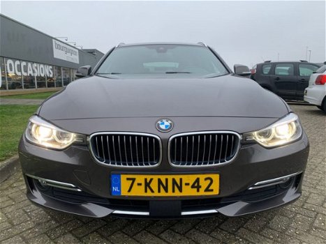 BMW 3-serie Touring - 320d xDrive High Executive Automaat , Trekhaak, Head-Up, ZEER COMPLEET - 1