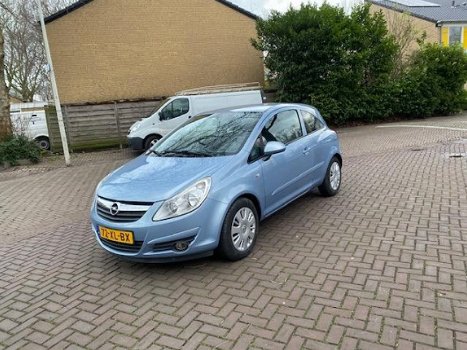 Opel Corsa - 1.4-16V Enjoy AUTOMAAT / 60.000 NAP / Airco / Tweede eigenaar - 1