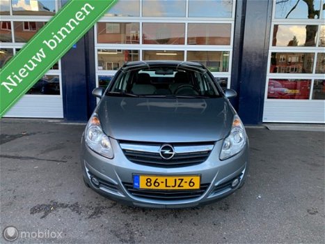 Opel Corsa - 1.4-16V '111' Edition/AUT/Airco/Trekhaak/NAP - 1