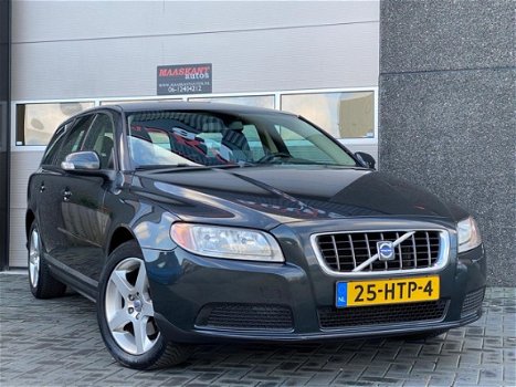Volvo V70 - 2.0D Limited Edition / 136Pk / Navi / Clima / Stoelverw / NL Auto / PERFECT ONDERHOUDEN - 1