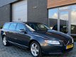 Volvo V70 - 2.0D Limited Edition / 136Pk / Navi / Clima / Stoelverw / NL Auto / PERFECT ONDERHOUDEN - 1 - Thumbnail