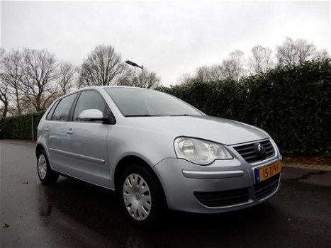 Volkswagen Polo - 1.4-16V Optive - 1