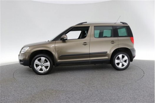 Skoda Yeti - 1.2 TSI DSG Elegance NAVI / XENON / TREKHAAK / CRUISE / CLIMA / 17