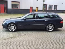 Mercedes-Benz E-klasse Combi - E 320 Avantgarde