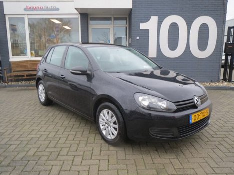 Volkswagen Golf - 1.6 TDI Trend Edition BlueMotion - 1