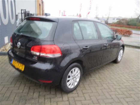 Volkswagen Golf - 1.6 TDI Trend Edition BlueMotion - 1