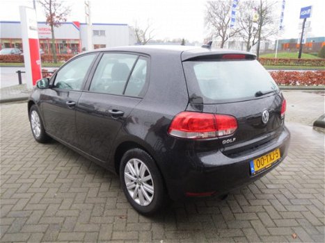 Volkswagen Golf - 1.6 TDI Trend Edition BlueMotion - 1