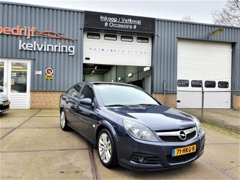 Opel Vectra GTS - 1.9 CDTi Business, Automaat, Navi, - 1