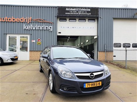 Opel Vectra GTS - 1.9 CDTi Business, Automaat, Navi, - 1