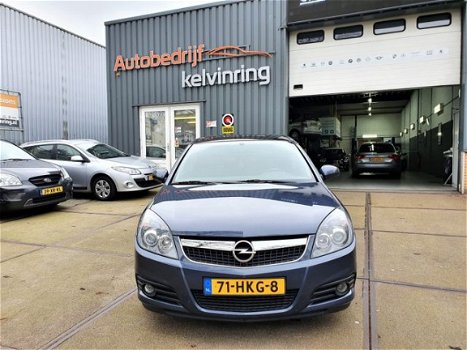 Opel Vectra GTS - 1.9 CDTi Business, Automaat, Navi, - 1