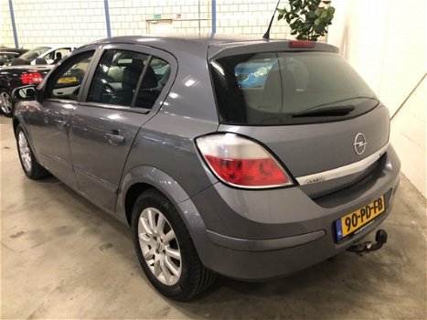 Opel Astra - 1.6 Cosmo Automaat Airco Leer - 1