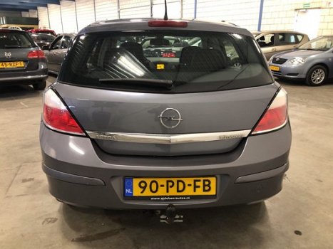 Opel Astra - 1.6 Cosmo Automaat Airco Leer - 1