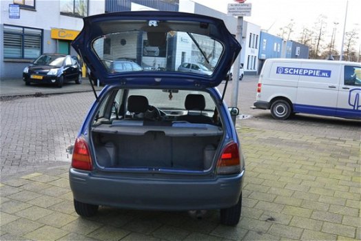 Toyota Starlet - 1.3-16V XLi GTSi AUTOMAAT MET APK TOT 16-12-2020 - 1