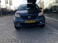 Smart Forfour - EQ Business Solution