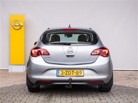 Opel Astra - 1.4 Turbo Sport + Xenon / AGR comfortstoelen / Camera / Navigatie / Climate Control / T - 1