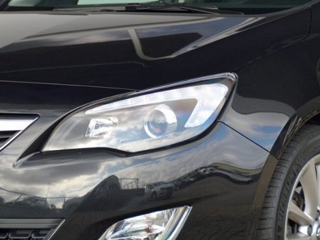 Opel Astra - 1.4 Turbo Cosmo 140PK Navigatie / Half Leder / Parkeersensoren / 18 Inch / Climate Cont - 1