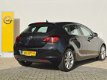 Opel Astra - 1.4 Turbo Cosmo 140PK Navigatie / Half Leder / Parkeersensoren / 18 Inch / Climate Cont - 1 - Thumbnail