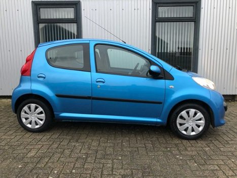 Peugeot 107 - 1.0-12V XS 5 deurs, airco. Inruil mogelijk - 1