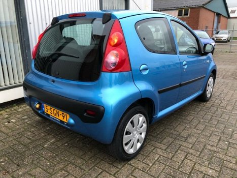 Peugeot 107 - 1.0-12V XS 5 deurs, airco. Inruil mogelijk - 1