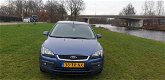 Ford Focus - 2.0-16V Rally Edition Super mooi auto nw apk airco cruis control cv op afs - 1 - Thumbnail