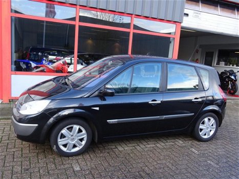 Renault Scénic - 1.5 dCi Dynamique Comfort airco - 1