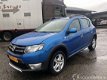 Dacia Sandero - stepway 0.9 tce 90pk bi-fuel lpg/g3 onderbouw - navi - airco - 163, - wegenbelasting - 1 - Thumbnail