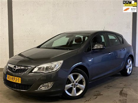 Opel Astra - 1.4 Turbo Edition Clima, Cruise, Dealer Onderhouden - 1