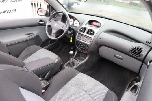 Peugeot 206 CC - 1.6 16V - 1