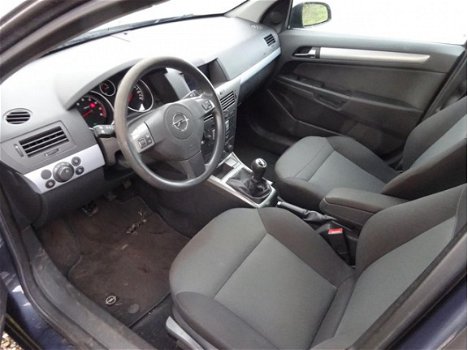 Opel Astra Wagon - 2.0 T Executive AIRCO/cruise/6-BAK *apk:01-2021 - 1