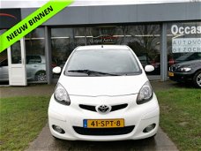 Toyota Aygo - 1.0-12V Dynamic Navigator Airco/El.ramen/Toerenteller/APK