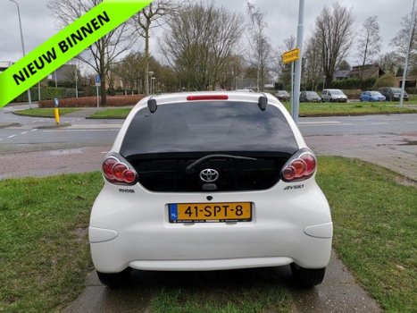 Toyota Aygo - 1.0-12V Dynamic Navigator Airco/El.ramen/Toerenteller/APK - 1