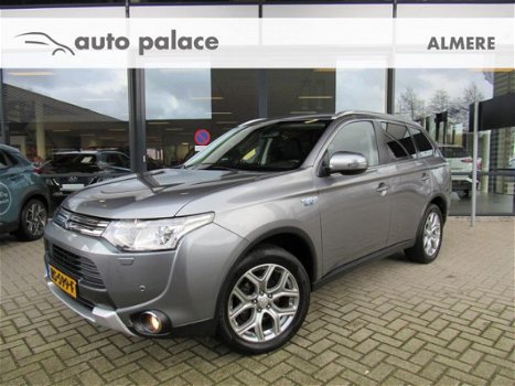 Mitsubishi Outlander - 2.0 PHEV 4WD CVT 5P Business Edition - 1