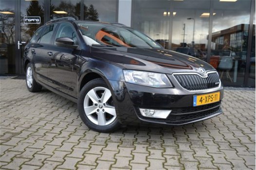 Skoda Octavia Combi - 1.6 TDI Greenline Businessline | Navigatie | Parkeer Sensoren | Trekhaak | - 1