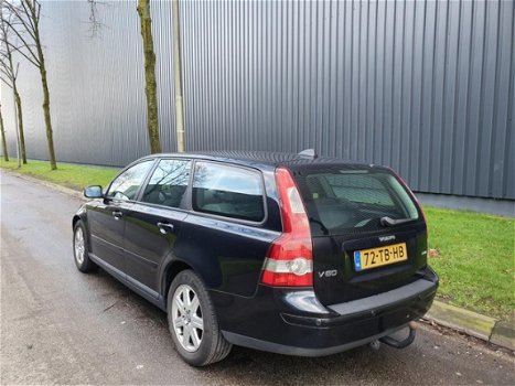 Volvo V50 - 2.0D Edition II AIRCO/6BAK/CRUISE/PSENSOR - 1