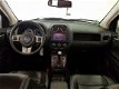 Jeep Compass - 2.4 Limited 4WD, automaat, leer, navi, PDC, clima, cruise, Bluetooth - 1 - Thumbnail