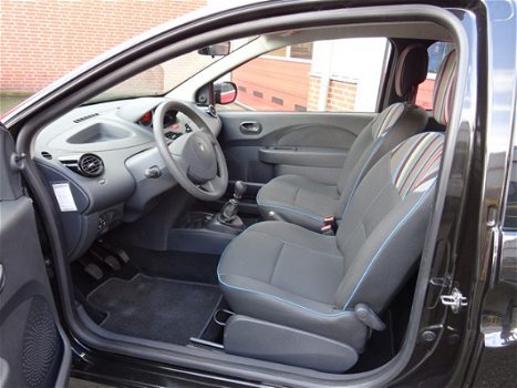 Renault Twingo - 1.2 16V Parisienne Black Edition /AIRCO/CV/Bluetooth/Elek. ramen/ISOFIX/AUX/USB/NAP - 1