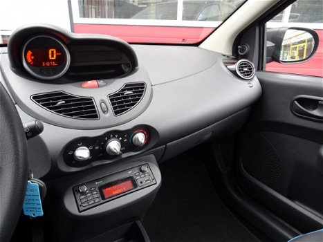 Renault Twingo - 1.2 16V Parisienne Black Edition /AIRCO/CV/Bluetooth/Elek. ramen/ISOFIX/AUX/USB/NAP - 1