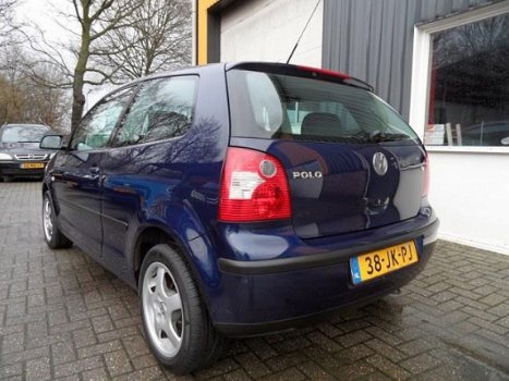 Volkswagen Polo - 1.4-16V Comfortline NETTE AUTO CRUISECONTROL - 1