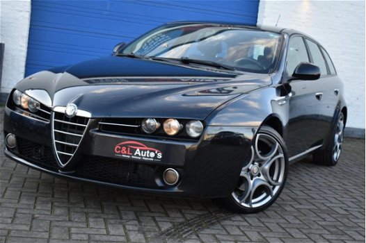 Alfa Romeo 159 Sportwagon - 1.9 JTD Business / Clima / 18 Inch - 1