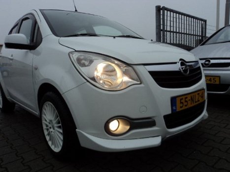 Opel Agila - 1.0 12V 48KW LPG WHITE EDITION - 1