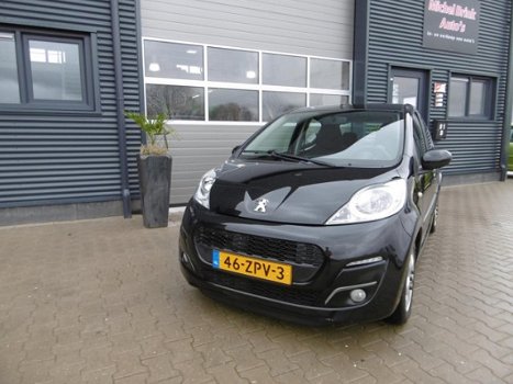 Peugeot 107 - 1.0 Active Airco 5 Deurs Zwart El Pakket - 1