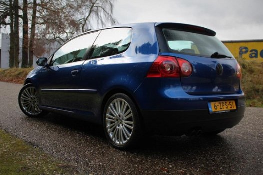 Volkswagen Golf - 1.6 FSI Comfortline Xenon GTI R32 18inch NAP - 1