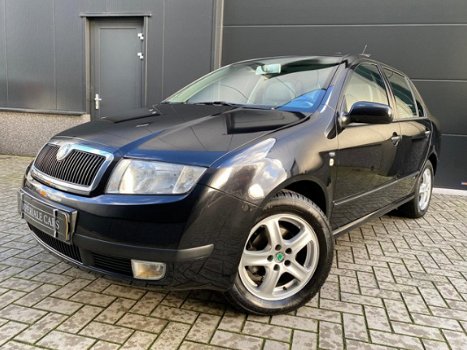 Skoda Fabia - 1.4 Comfort NWE APK/Elekt.ramen/Zonnedak - 1