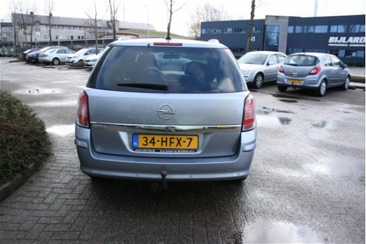 Opel Astra Wagon - 1.6 Temptation - 1