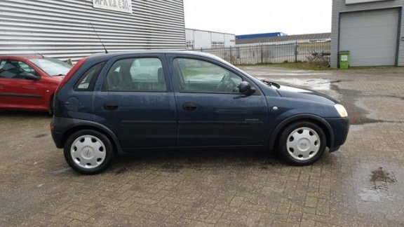 Opel Corsa - 1.2-16V Comfort 5 Deurs, nette en goed rijdende auto - 1