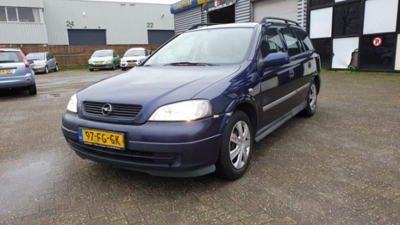 Opel Astra Wagon - 1.6 GL Goed rijdende Astra, deuk in achterklep - 1