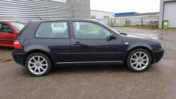 Volkswagen Golf - 1.6-16V FSI Goed rijdende en zeer nette Golf Clima Electr pakket - 1