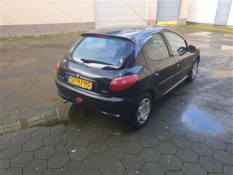 Peugeot 206 - 1.4 XR BJ2001/APK/NAP/5DEURS/1e EIGENAAR - 1